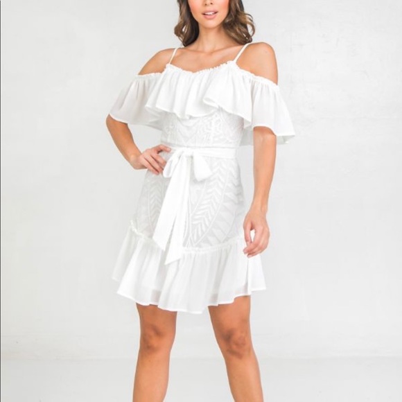 Flying Tomato White Off-Shoulder Dress - Picture 14 of 16